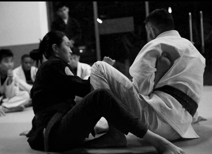 A full class on the mat